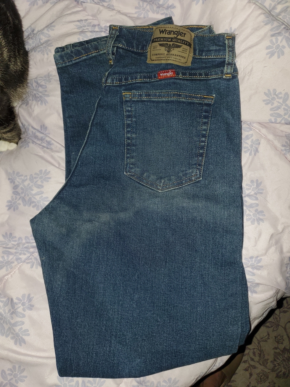 Wrangler Men’s Dark Blue Straight-Leg Jeans